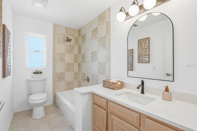 6119 55TH AVENUE CIRCLE E, Bradenton, FL 34203