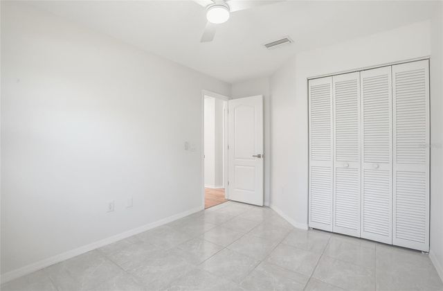 6119 55TH AVENUE CIRCLE E, Bradenton, FL 34203