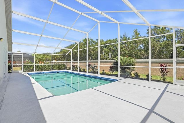 6119 55TH AVENUE CIRCLE E, Bradenton, FL 34203