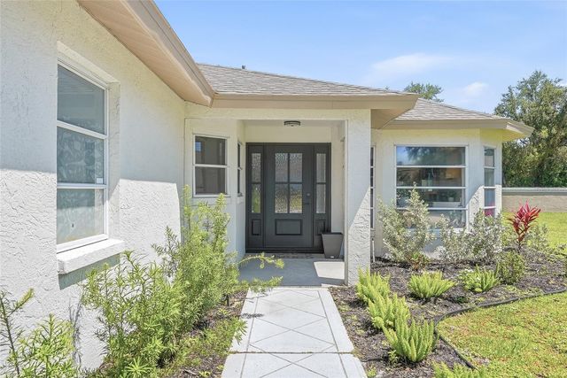 6119 55TH AVENUE CIRCLE E, Bradenton, FL 34203
