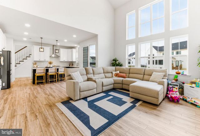 180 CAMBRIDGE BLVD, Swedesboro, NJ 08085