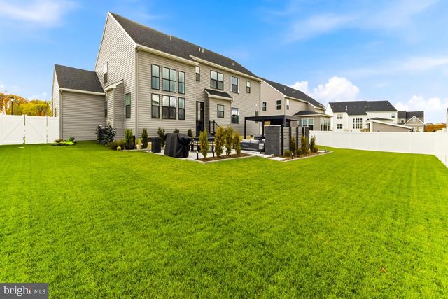 180 CAMBRIDGE BLVD, Swedesboro, NJ 08085