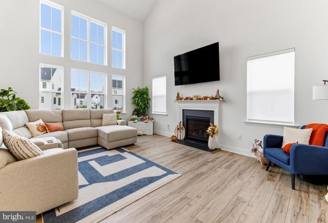 180 CAMBRIDGE BLVD, Swedesboro, NJ 08085