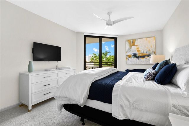 3322 Casseekey Island Road 201, Jupiter, FL 33477