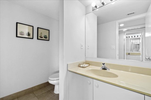 3322 Casseekey Island Road 201, Jupiter, FL 33477