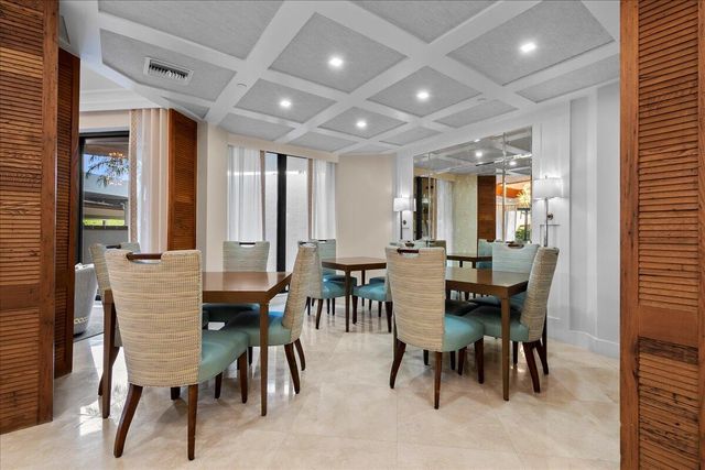 3322 Casseekey Island Road 201, Jupiter, FL 33477