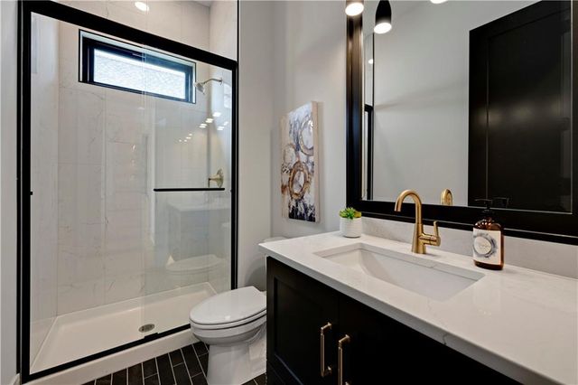 11801 W 181ST Street, Overland Park, KS 66013