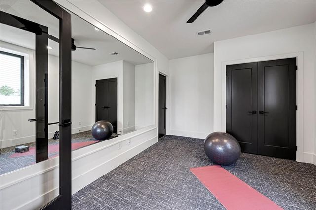 11801 W 181ST Street, Overland Park, KS 66013