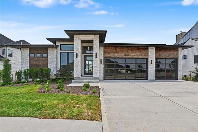 11801 W 181ST Street, Overland Park, KS 66013