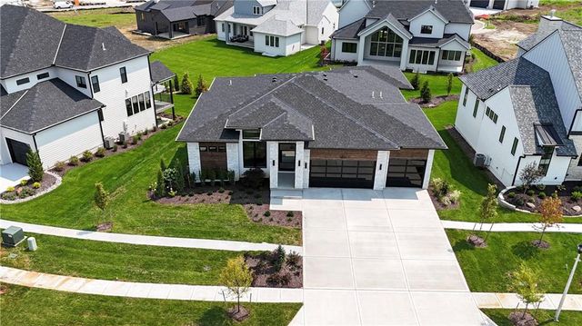 11801 W 181ST Street, Overland Park, KS 66013