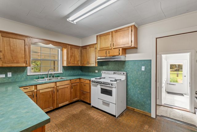 37 Archie Smith Rd., Hattiesburg, MS 39402