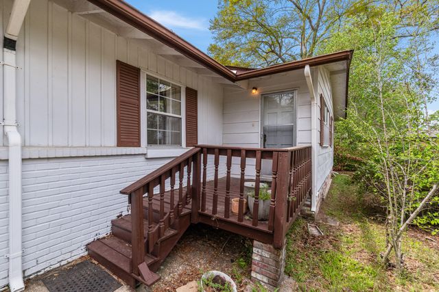 37 Archie Smith Rd., Hattiesburg, MS 39402