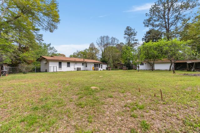 37 Archie Smith Rd., Hattiesburg, MS 39402