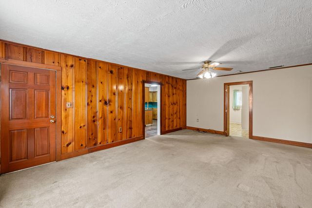 37 Archie Smith Rd., Hattiesburg, MS 39402