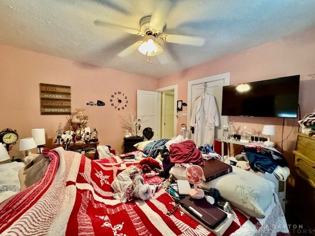 2708 Oakridge Drive, Dayton, OH 45417