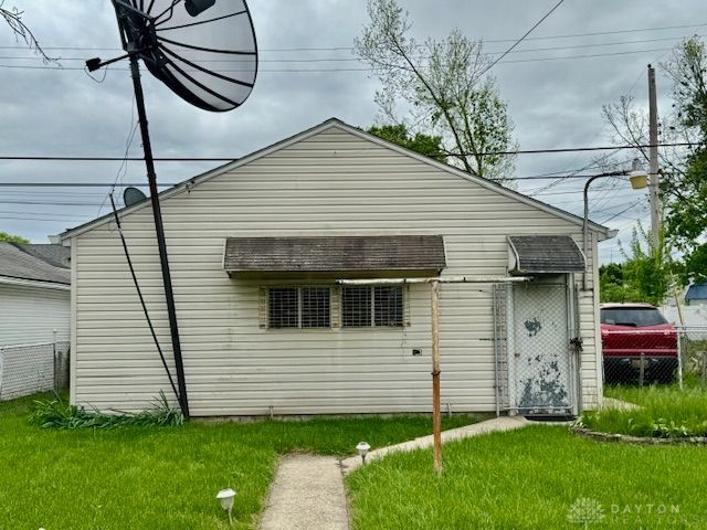 2708 Oakridge Drive, Dayton, OH 45417