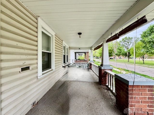 2708 Oakridge Drive, Dayton, OH 45417