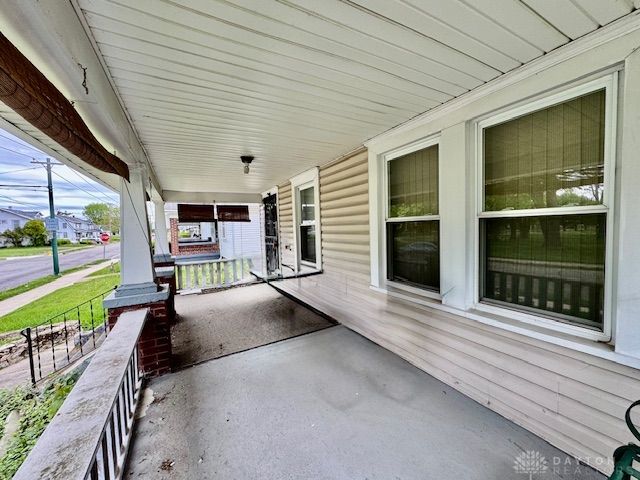 2708 Oakridge Drive, Dayton, OH 45417