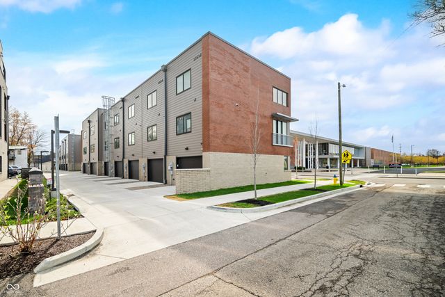 822 7th Street, Columbus, IN 47201