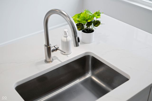 822 7th Street, Columbus, IN 47201