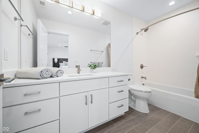 822 7th Street, Columbus, IN 47201