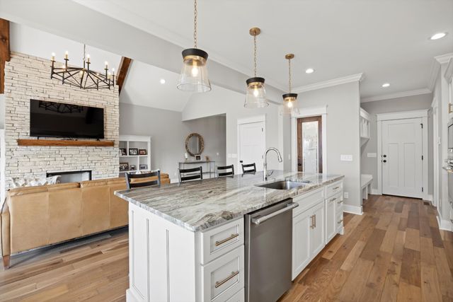 126 Bobcat Trail, Jasper, TN 37347