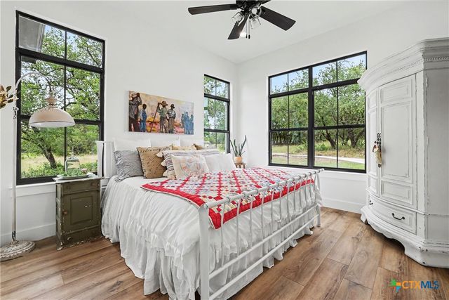 7670 Shiny Top Ranch Lane, Salado, TX 76571
