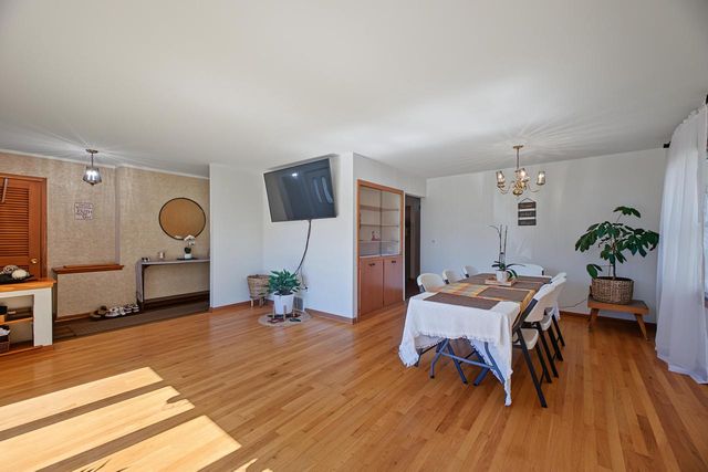 3514 Waterbury LANE, Racine, WI 53403