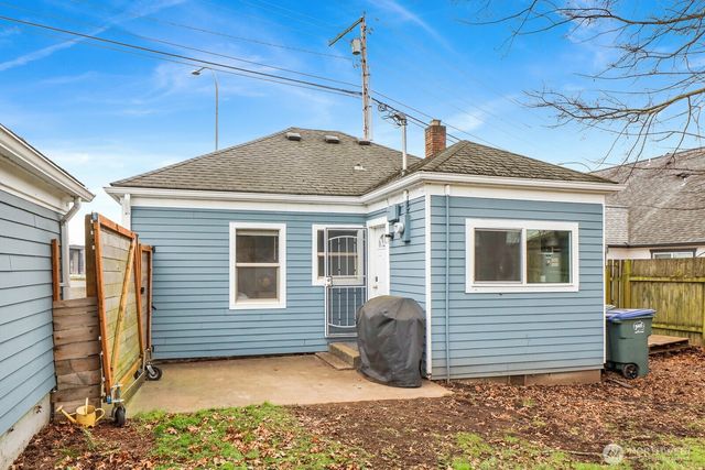 5803 Vista Drive, Ferndale, WA 98248