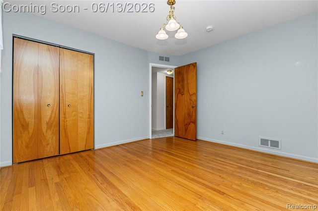 8758 Huron Street, Taylor, MI 48180