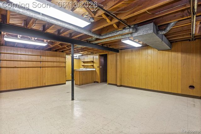 8758 Huron Street, Taylor, MI 48180