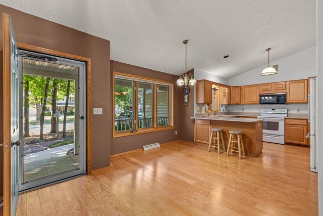 1145 SHAGGY BARK DRIVE, Neenah, WI 54956