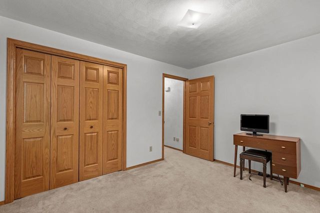 1145 SHAGGY BARK DRIVE, Neenah, WI 54956