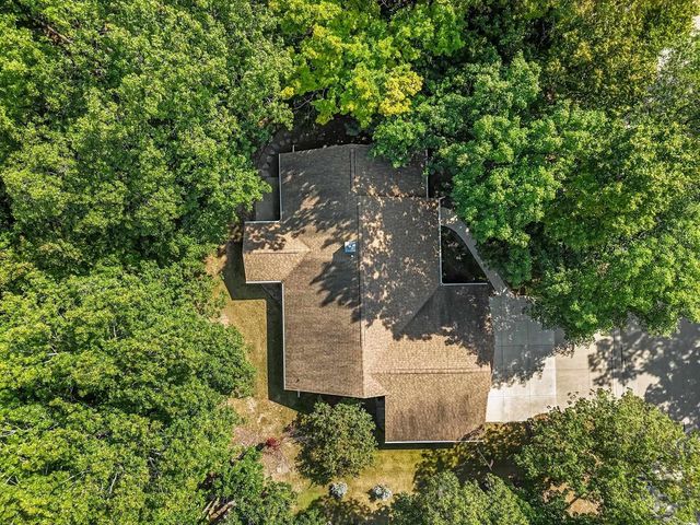 1145 SHAGGY BARK DRIVE, Neenah, WI 54956