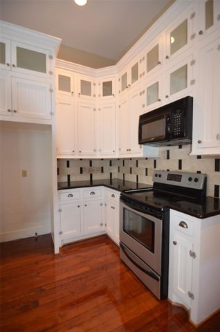 1615 Houston Avenue, Houston, TX 77007