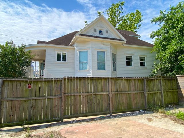 1615 Houston Avenue, Houston, TX 77007