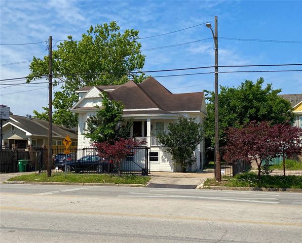 1615 Houston Avenue, Houston, TX 77007