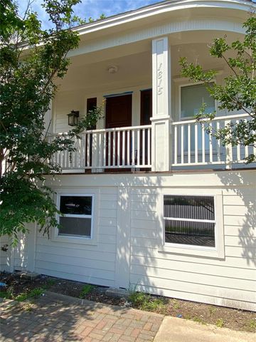 1615 Houston Avenue, Houston, TX 77007