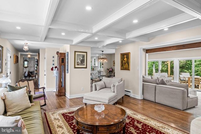 15 CAYUGA TRL, Medford Lakes, NJ 08055