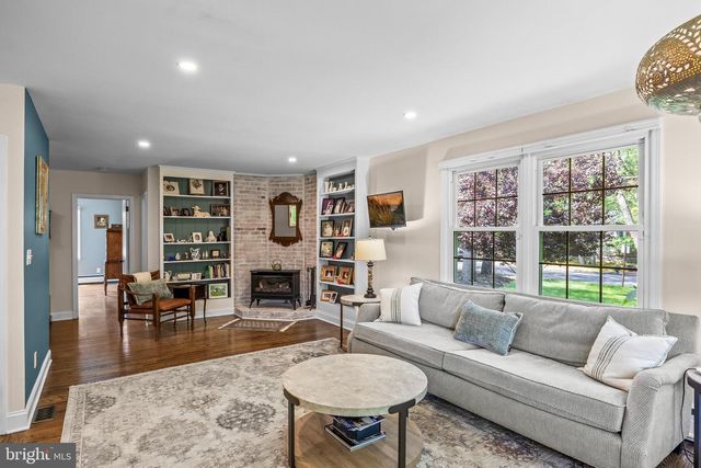 15 CAYUGA TRL, Medford Lakes, NJ 08055