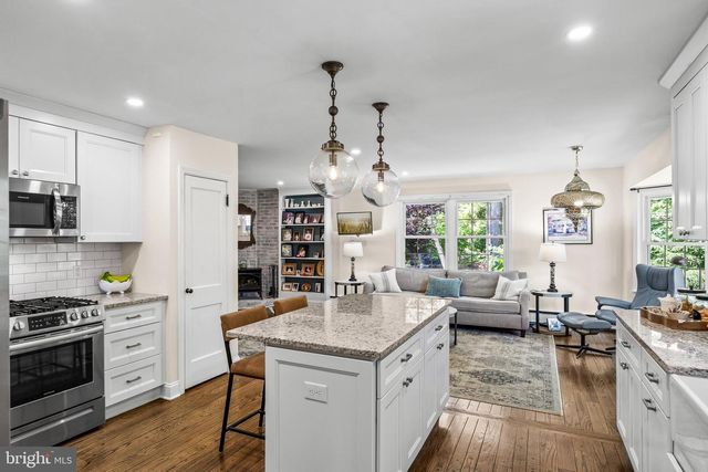 15 CAYUGA TRL, Medford Lakes, NJ 08055