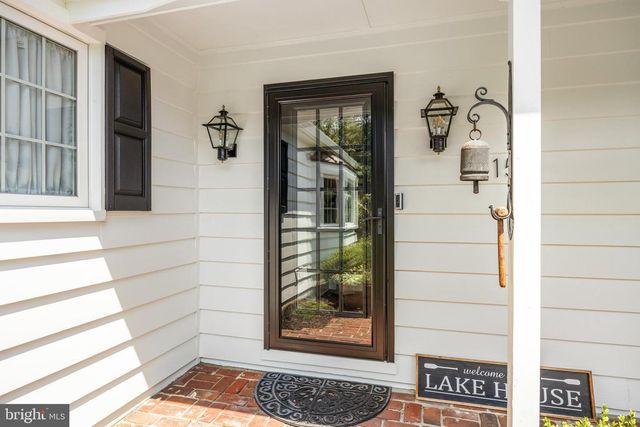 15 CAYUGA TRL, Medford Lakes, NJ 08055
