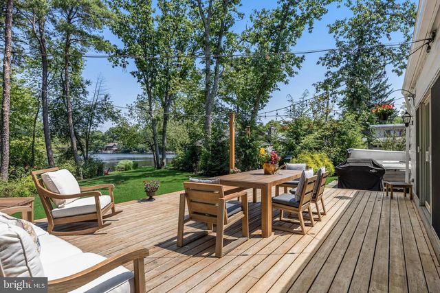15 CAYUGA TRL, Medford Lakes, NJ 08055