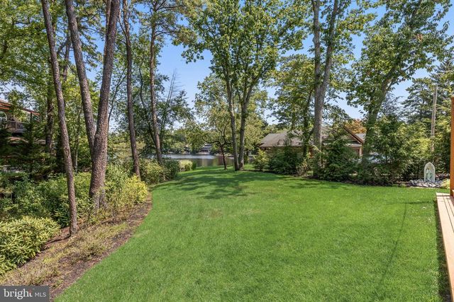 15 CAYUGA TRL, Medford Lakes, NJ 08055