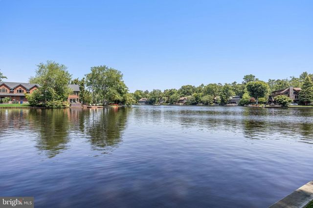15 CAYUGA TRL, Medford Lakes, NJ 08055