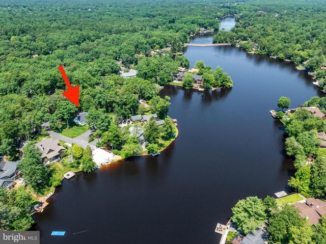 15 CAYUGA TRL, Medford Lakes, NJ 08055