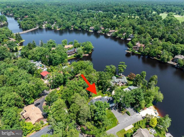 15 CAYUGA TRL, Medford Lakes, NJ 08055