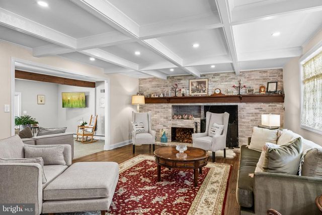 15 CAYUGA TRL, Medford Lakes, NJ 08055