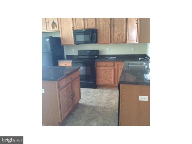 130 NOB HILL RD, Dover, DE 19901