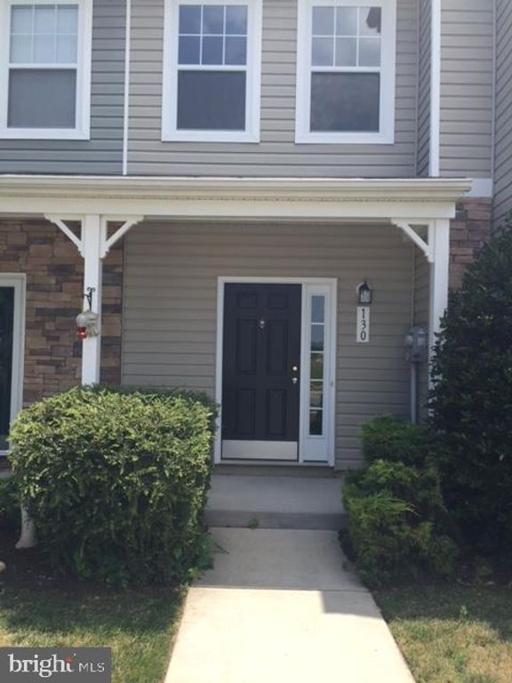 130 NOB HILL RD, Dover, DE 19901